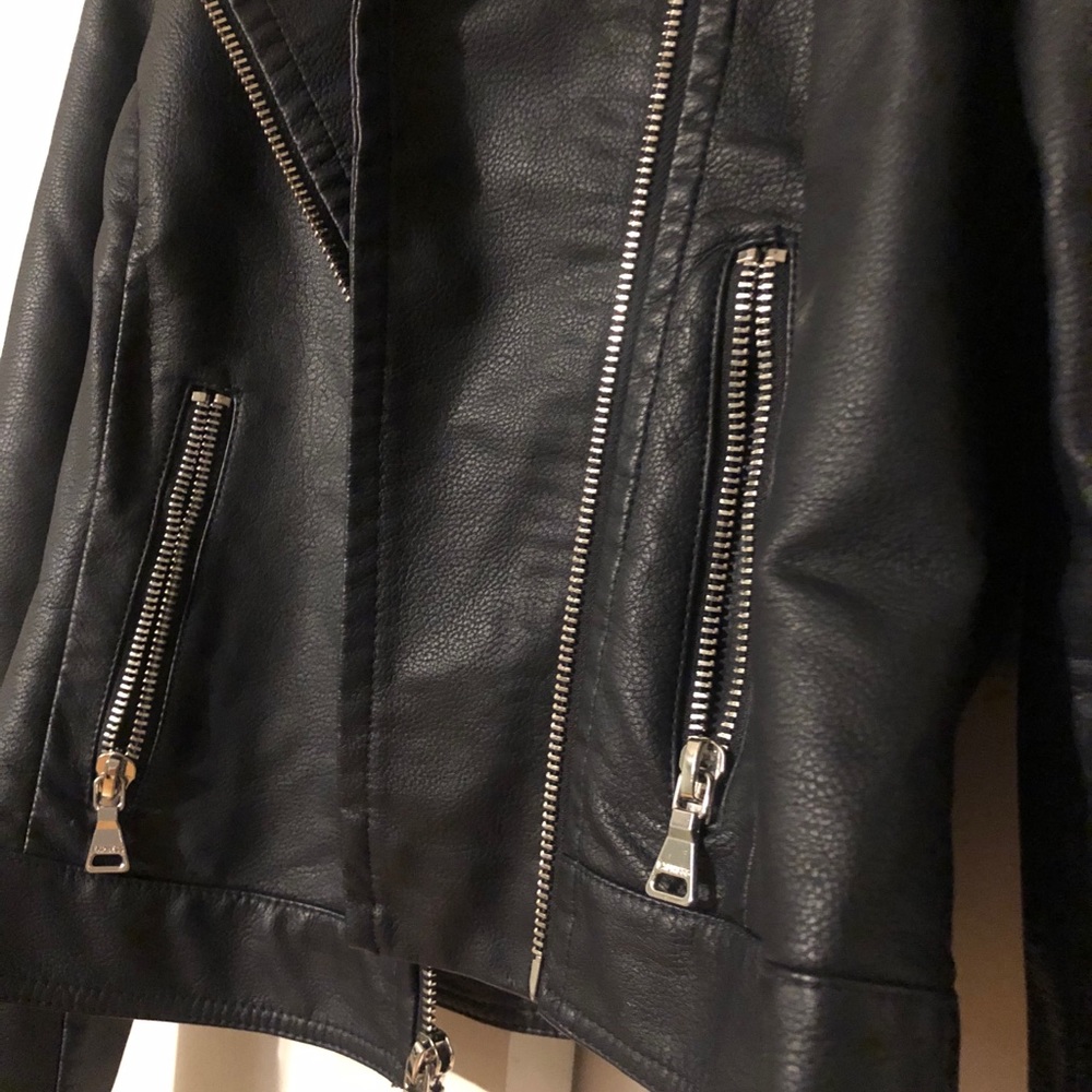 Express Leather Jacket - image 2